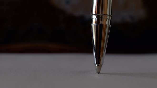 Kugelschreiber Nahaufnahme Unterschrift Tinte