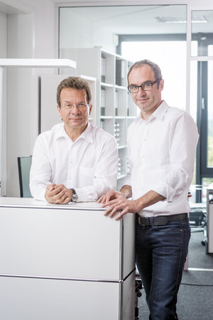 Peter Körfer und Marco Schütz, Geschäftsführer LIST Bau Rhein-Main.